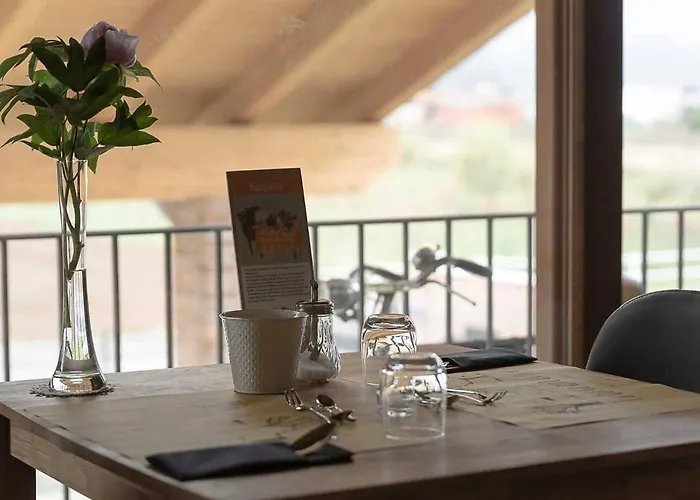 לינה וארוחת בוקר La Barca Ant Al Pra